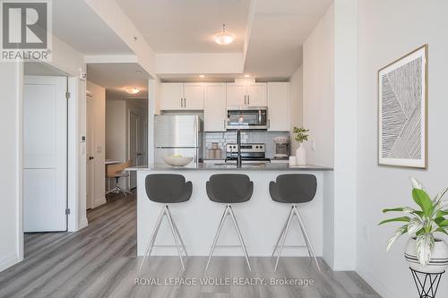 2310 - 108 Garment Street, Kitchener, ON - Indoor Photo Showing Kitchen