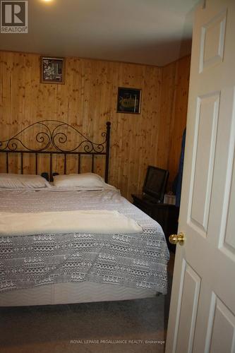 38 Murney Street, Belleville, ON - Indoor Photo Showing Bedroom