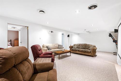 41 Turner Avenue, Winnipeg, MB - Indoor Photo Showing Other Room