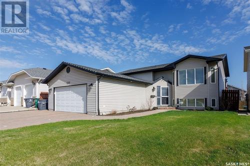 3322 37Th Street W, Saskatoon, SK - Outdoor