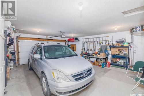 3322 37Th Street W, Saskatoon, SK - Indoor Photo Showing Garage