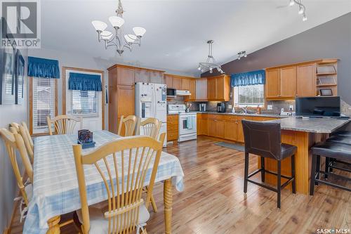 3322 37Th Street W, Saskatoon, SK - Indoor Photo Showing Dining Room