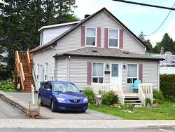 131  - 133 Rue St-Venant  Sainte-Agathe-Des-Monts, QC J8C 2P5