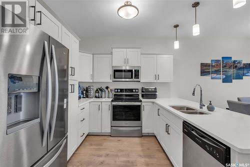 810 Kensington Boulevard, Saskatoon, SK - Indoor Photo Showing Kitchen With Stainless Steel Kitchen With Double Sink