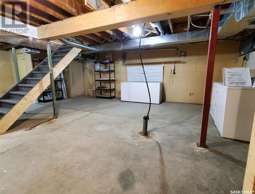 Hilltop Acreage, Swift Current Rm No. 137, SK - Indoor Photo Showing Garage