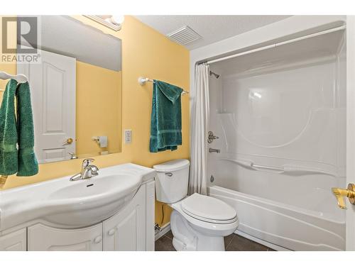 14225 Oyama Road, Lake Country, BC - Indoor Photo Showing Bathroom