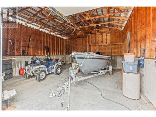 14225 Oyama Road, Lake Country, BC - Indoor Photo Showing Garage