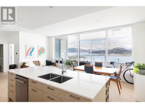 1191 Sunset Drive Unit# 2904, Kelowna, BC - Indoor Photo Showing Kitchen With Double Sink