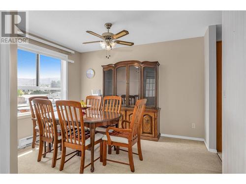 1329 Klo Road Unit# 305, Kelowna, BC - Indoor Photo Showing Dining Room