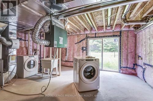 512 Black Cherry Crescent, Shelburne, ON - Indoor Photo Showing Laundry Room