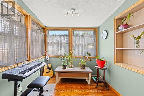 1234 Cannon Street E, Hamilton, ON - Indoor Photo Showing Other Room