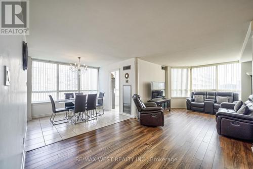 1504 - 3605 Kariya Drive, Mississauga, ON - Indoor Photo Showing Living Room