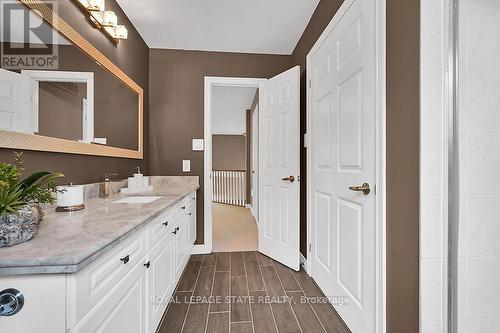 3 - 1173 Bellview Crescent, Burlington, ON - Indoor Photo Showing Bathroom