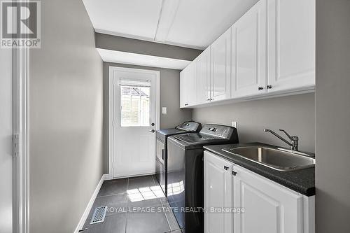 3 - 1173 Bellview Crescent, Burlington, ON - Indoor Photo Showing Laundry Room