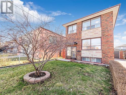 89 Cayuga Avenue, Toronto (Rockcliffe-Smythe), ON - Outdoor