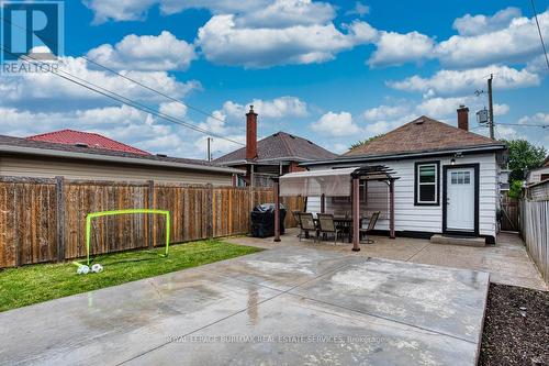 107 Ivon Avenue, Hamilton, ON - Outdoor