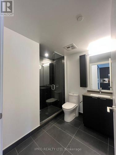 516 - 86 Dundas Street E, Mississauga, ON - Indoor Photo Showing Bathroom