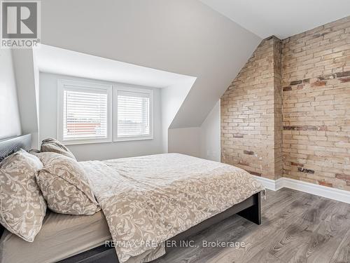 10 St Annes Road, Toronto (Little Portugal), ON - Indoor Photo Showing Bedroom