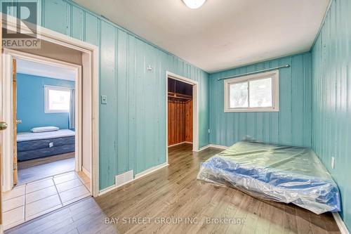 304 Albert Street, Oshawa, ON - Indoor Photo Showing Bedroom