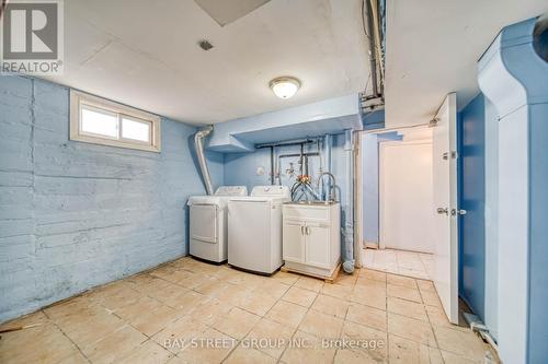 304 Albert Street, Oshawa, ON - Indoor Photo Showing Laundry Room