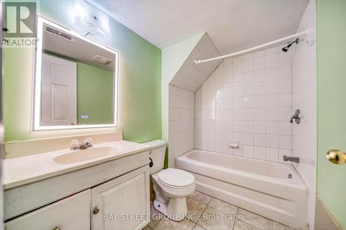 304 Albert Street, Oshawa, ON - Indoor Photo Showing Bathroom