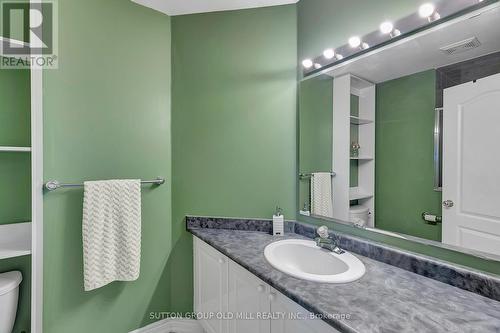 55 Greenbank Drive, Richmond Hill, ON - Indoor Photo Showing Bathroom