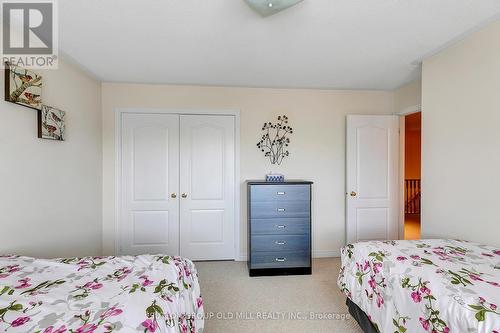 55 Greenbank Drive, Richmond Hill, ON - Indoor Photo Showing Bedroom