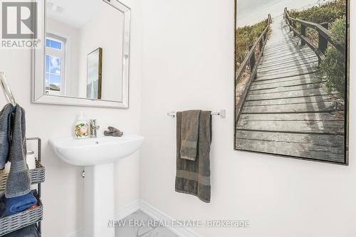 8 Pietrowski Drive, Georgina, ON - Indoor Photo Showing Bathroom