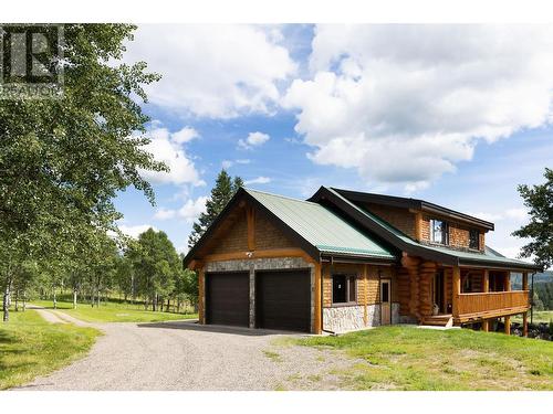 5957 Thorsteinson Road, 103 Mile House, BC - Outdoor