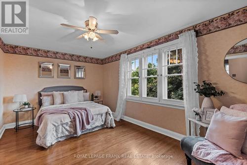 121 Maude Street, Peterborough, ON - Indoor Photo Showing Bedroom