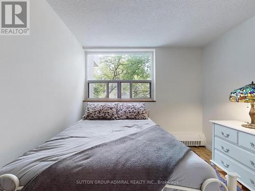 212 - 20 Sunrise Avenue, Toronto, ON - Indoor Photo Showing Bedroom