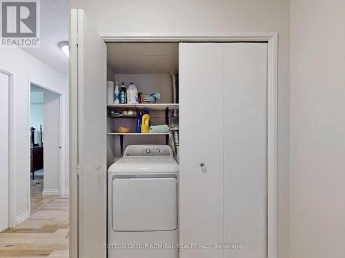 212 - 20 Sunrise Avenue, Toronto, ON - Indoor Photo Showing Laundry Room