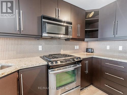 5 - 473 Dupont Street, Toronto (Annex), ON - Indoor Photo Showing Kitchen With Upgraded Kitchen