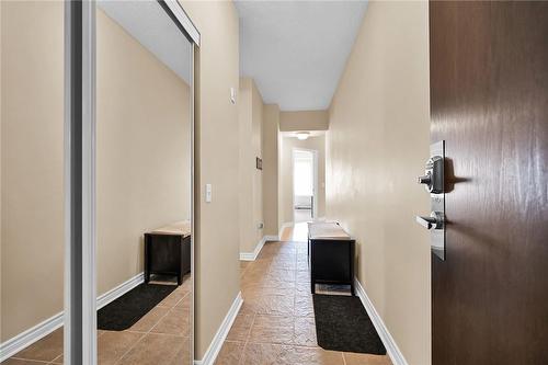 2000 Creekside Drive|Unit #305, Dundas, ON - Indoor Photo Showing Other Room