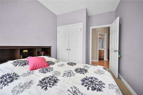 2000 Creekside Drive|Unit #305, Dundas, ON - Indoor Photo Showing Bedroom