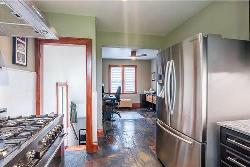 175 Brucedale Avenue E, Hamilton, ON - Indoor Photo Showing Kitchen