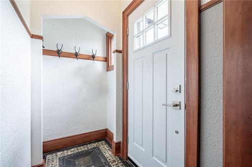 175 Brucedale Avenue E, Hamilton, ON - Indoor Photo Showing Other Room