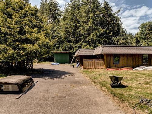 215 Easthom Rd, Gabriola Island, BC 