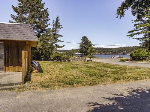 215 Easthom Rd, Gabriola Island, BC 