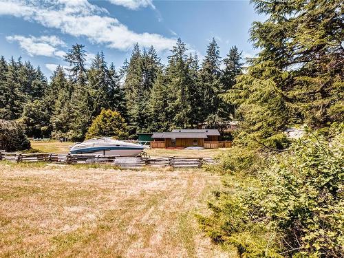 215 Easthom Rd, Gabriola Island, BC 