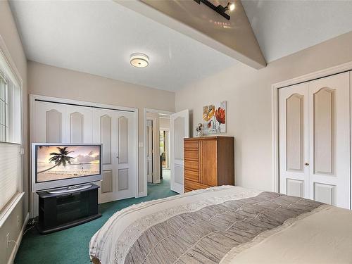 205 Kingston St, Victoria, BC - Indoor Photo Showing Bedroom