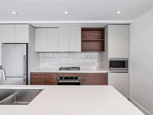 803-369 Tyee Rd, Victoria, BC - Indoor Photo Showing Kitchen With Double Sink