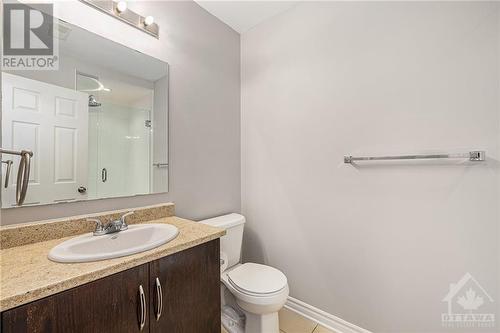 334 Everest Private Unit#A, Ottawa, ON - Indoor Photo Showing Bathroom