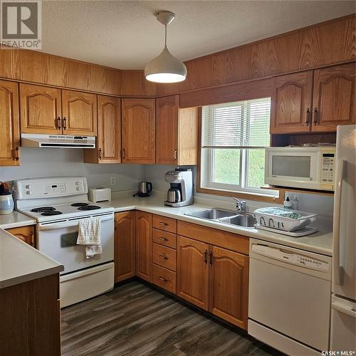 308 115 Keevil Crescent, Saskatoon, SK - Indoor Photo Showing Kitchen With Double Sink