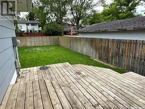 242 Elliott Place, Swift Current, SK - Outdoor With Deck Patio Veranda With Backyard