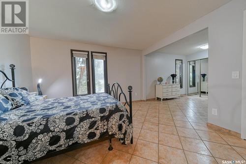 34 Forman Bay, Regina, SK - Indoor Photo Showing Bedroom