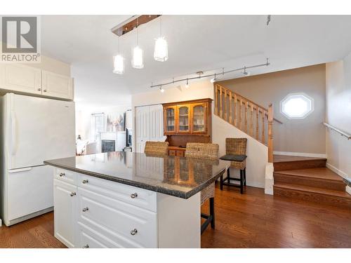 726 Okanagan Ave, Chase, BC - Indoor Photo Showing Kitchen