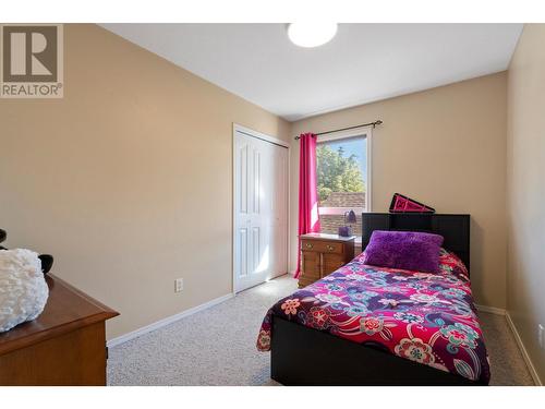 726 Okanagan Ave, Chase, BC - Indoor Photo Showing Bedroom