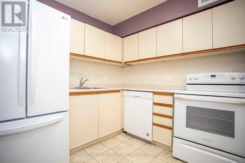 321 - 5 Jacksway Crescent, London, ON - Indoor Photo Showing Kitchen