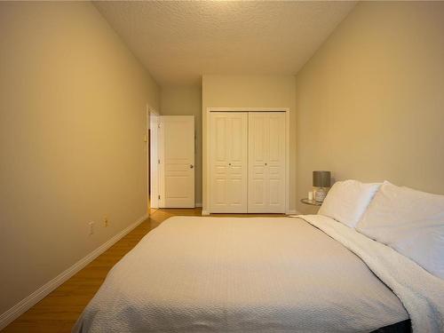 105-919 Market St, Victoria, BC - Indoor Photo Showing Bedroom